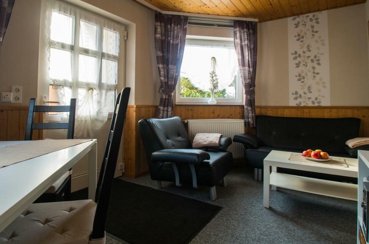 Ferienappartement Persang Gbr Eppenbrunn Exterior foto